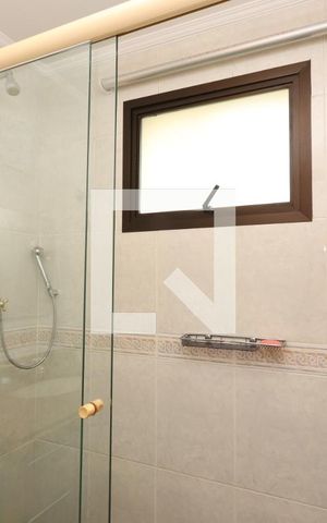 Apartamento à venda com 180m², 4 quartos e 3 vagasBanheiro da Suíte 2
