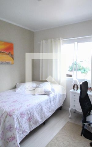 Casa à venda com 235m², 3 quartos e 2 vagas Casa à venda com 235m², 3 quartos e 2 vagasQuarto 1
