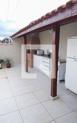 Casa à venda com 235m², 3 quartos e 2 vagas Casa à venda com 235m², 3 quartos e 2 vagasArea de serviço