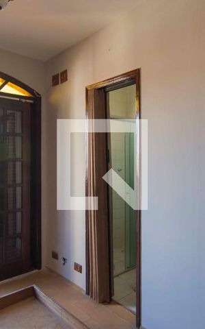 Casa à venda com 210m², 3 quartos e 4 vagasSuíte