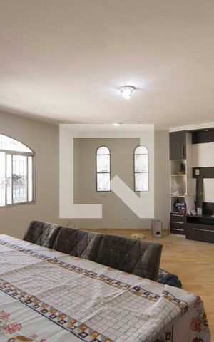 Casa à venda com 210m², 3 quartos e 4 vagasSala