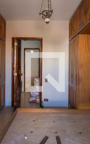 Casa à venda com 210m², 3 quartos e 4 vagasSuíte