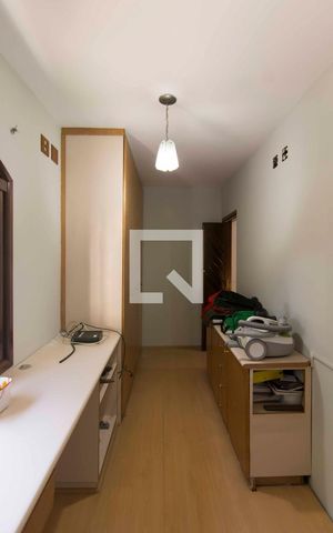 Casa à venda com 210m², 3 quartos e 4 vagasQuarto 2