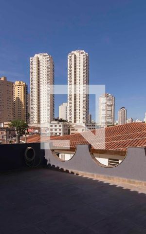 Casa à venda com 210m², 3 quartos e 4 vagasVaranda suíte
