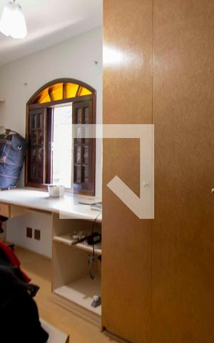 Casa à venda com 210m², 3 quartos e 4 vagasQuarto 1Quarto 2