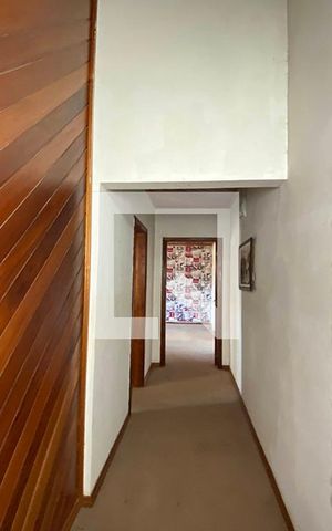 Casa para alugar com 177m², 5 quartos e 1 vagaCorredor