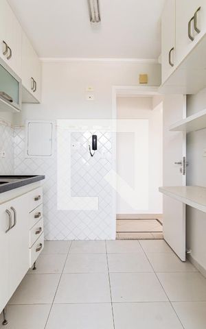 Apartamento para alugar com 65m², 2 quartos e 1 vaga Apartamento para alugar com 65m², 2 quartos e 1 vagaCozinha
