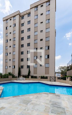 Apartamento para alugar com 65m², 2 quartos e 1 vaga Apartamento para alugar com 65m², 2 quartos e 1 vagaFachada do bloco