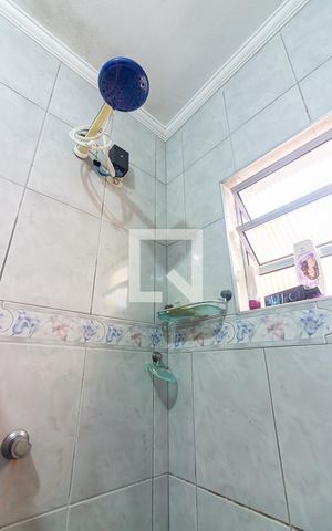 Casa à venda com 373m², 4 quartos e 3 vagas Casa à venda com 373m², 4 quartos e 3 vagasBanheiro 1