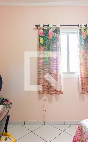 Casa à venda com 373m², 4 quartos e 3 vagas Casa à venda com 373m², 4 quartos e 3 vagasQuarto 2