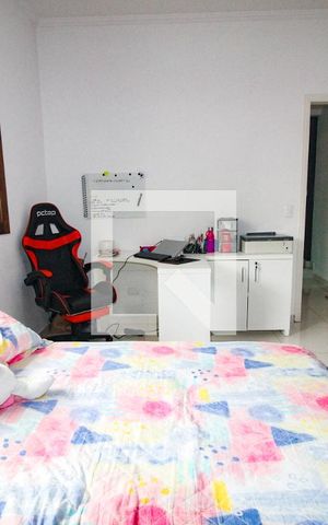 Casa à venda com 210m², 3 quartos e sem vagaQuarto 2