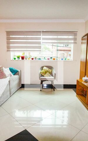 Casa à venda com 210m², 3 quartos e sem vagaSala