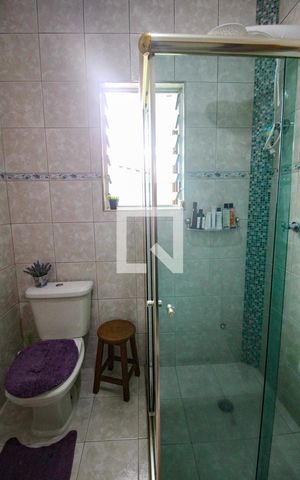 Casa à venda com 210m², 3 quartos e sem vagaBanheiro