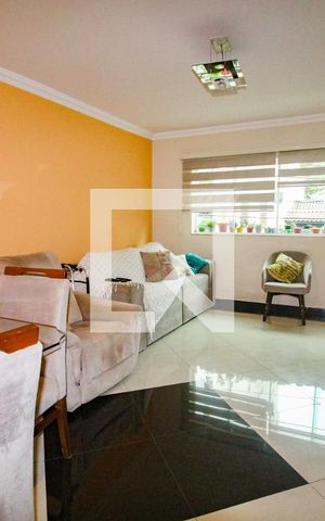 Casa à venda com 210m², 3 quartos e sem vagaSala
