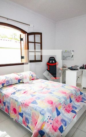 Casa à venda com 210m², 3 quartos e sem vagaQuarto 2