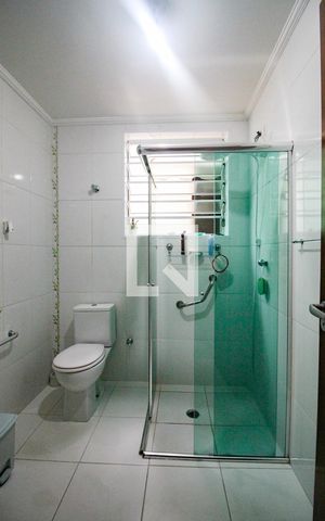 Casa à venda com 210m², 3 quartos e sem vagaBanheiro de Serviço