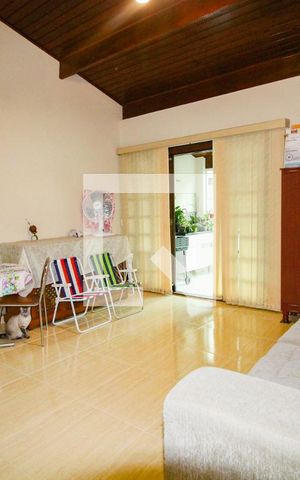 Casa à venda com 210m², 3 quartos e sem vagaQuarto de Serviço