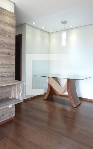 Apartamento à venda com 62m², 2 quartos e 1 vagaSala