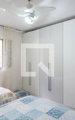 Casa à venda com 60m², 2 quartos e 2 vagasQuarto 1