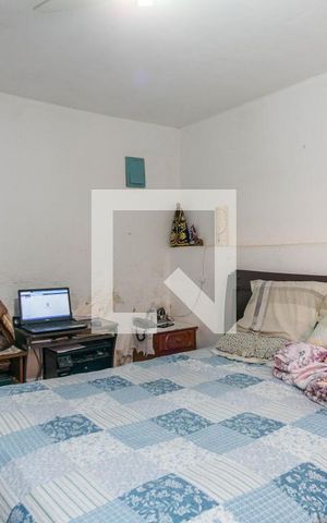 Casa à venda com 60m², 2 quartos e 2 vagasQuarto 1