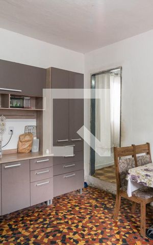 Casa à venda com 60m², 2 quartos e 2 vagasCozinha 2