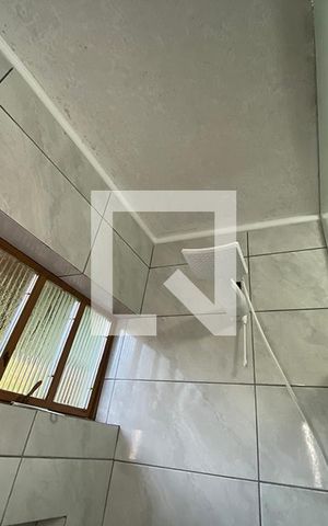 Casa à venda com 340m², 4 quartos e 3 vagasChuveiro do Banheiro Social 1