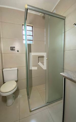 Casa à venda com 340m², 4 quartos e 3 vagasBanheiro Social 3