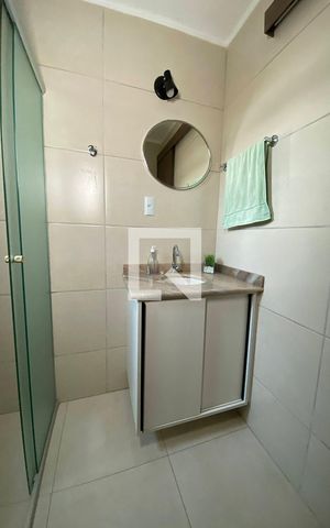 Casa à venda com 340m², 4 quartos e 3 vagasBanheiro Social 3
