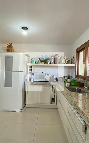 Casa à venda com 340m², 4 quartos e 3 vagasCozinha