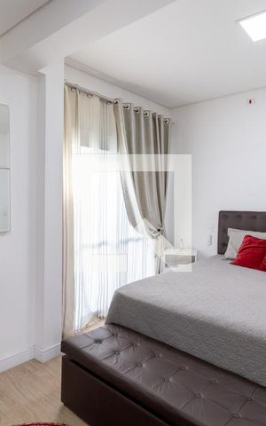 Casa à venda com 180m², 3 quartos e 2 vagasSuíte
