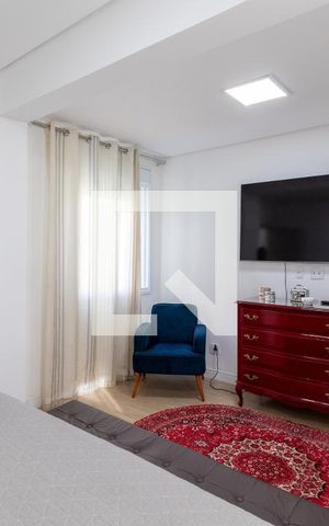 Casa à venda com 180m², 3 quartos e 2 vagasSuíte