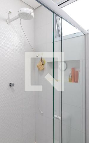 Casa à venda com 180m², 3 quartos e 2 vagasBanheiro da Suíte