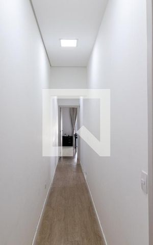 Casa à venda com 180m², 3 quartos e 2 vagasCorredor dos Quartos