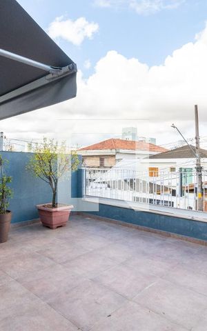 Casa à venda com 180m², 3 quartos e 2 vagasVaranda da Cozinha