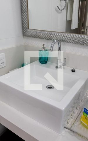 Casa à venda com 180m², 3 quartos e 2 vagasBanheiro da Suíte