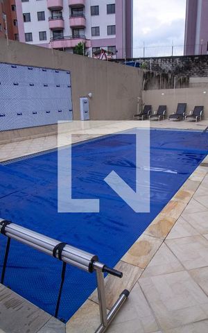 Apartamento para alugar com 56m², 2 quartos e 1 vagaÁrea comum - Piscina