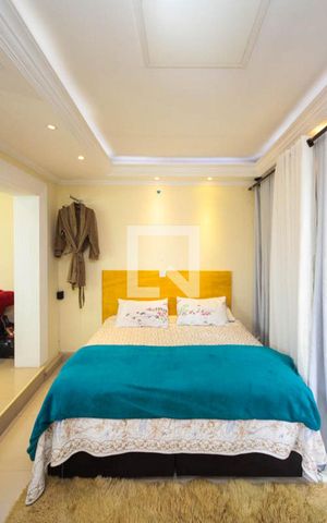 Casa à venda com 280m², 3 quartos e 2 vagas Casa à venda com 280m², 3 quartos e 2 vagasSuite