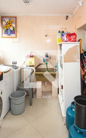 Casa à venda com 280m², 3 quartos e 2 vagas Casa à venda com 280m², 3 quartos e 2 vagasÁrea de Serviço