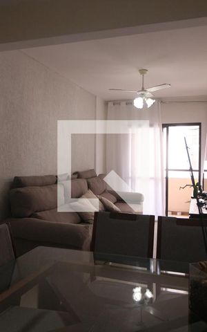 Apartamento à venda com 66m², 2 quartos e 2 vagasSala