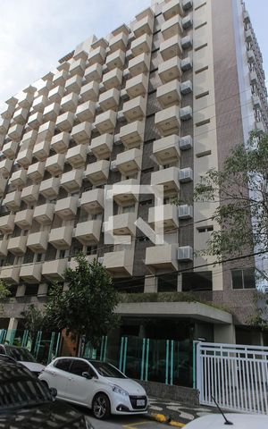 Apartamento para alugar com 132m², 3 quartos e 1 vaga Apartamento para alugar com 132m², 3 quartos e 1 vagaFachada