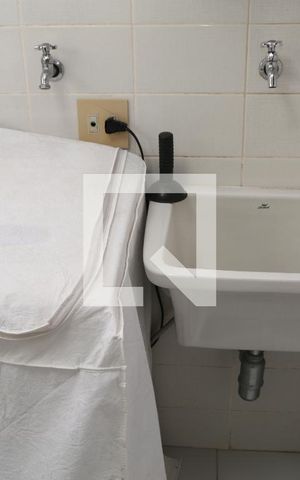 Apartamento para alugar com 120m², 2 quartos e 1 vagaArea de serviço