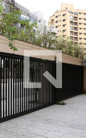 Apartamento para alugar com 120m², 2 quartos e 1 vagaPortão de entrada