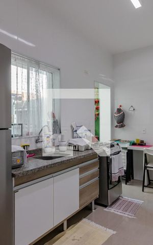 Apartamento à venda com 60m², 2 quartos e sem vaga Apartamento à venda com 60m², 2 quartos e sem vagaCozinha