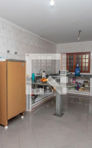 Casa à venda com 431m², 4 quartos e 8 vagas Casa à venda com 431m², 4 quartos e 8 vagasCozinha