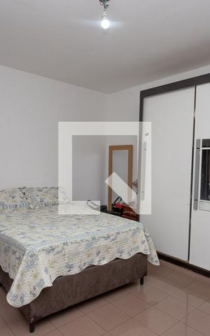 Casa à venda com 431m², 4 quartos e 8 vagas Casa à venda com 431m², 4 quartos e 8 vagasQuarto 4 - suíte