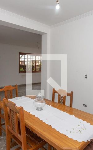 Casa à venda com 431m², 4 quartos e 8 vagas Casa à venda com 431m², 4 quartos e 8 vagasSala de jantar