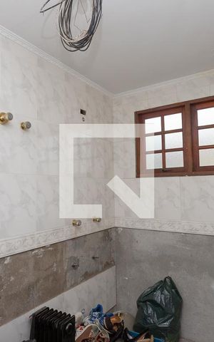 Casa à venda com 431m², 4 quartos e 8 vagas Casa à venda com 431m², 4 quartos e 8 vagasBanheiro do quarto 3 suíte