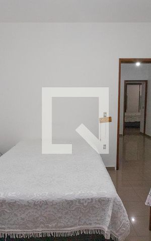 Casa à venda com 431m², 4 quartos e 8 vagas Casa à venda com 431m², 4 quartos e 8 vagasQuarto 2