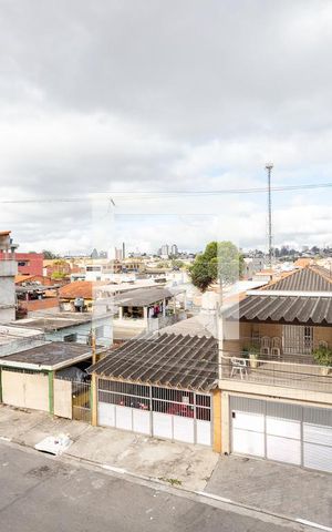 Casa à venda com 431m², 4 quartos e 8 vagas Casa à venda com 431m², 4 quartos e 8 vagasVista da varanda do quarto 2
