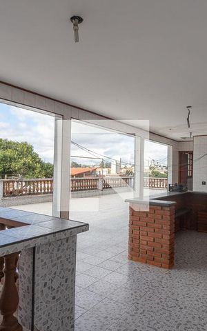 Casa à venda com 431m², 4 quartos e 8 vagas Casa à venda com 431m², 4 quartos e 8 vagasChurrasqueira / Área de serviço